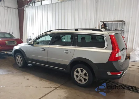 2012 Volvo Xc70 3.2 Premier z USA, uszkodzony, nr VIN YV4940BZ8C1120891